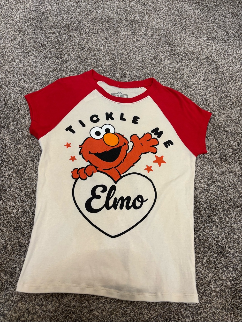 NWOT Women’s Sesame Street Elmo Raglan Tee - Red & White with Orange Graphic XS